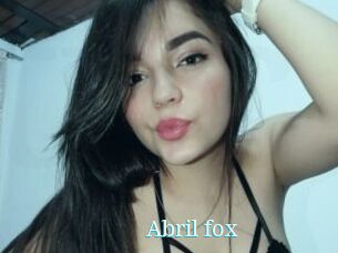 Abril_fox