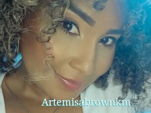 Artemisabrownkm