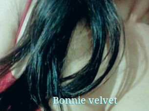 Bonnie_velvet