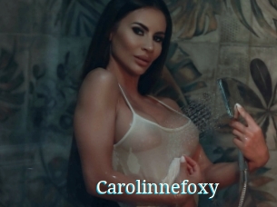 Carolinnefoxy