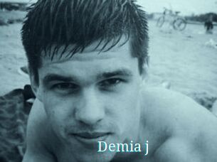 Demia_j