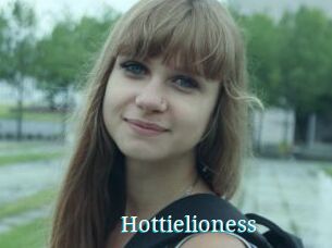 Hottielioness