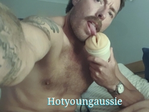 Hotyoungaussie