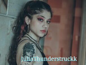 JuliaThunderstruckk
