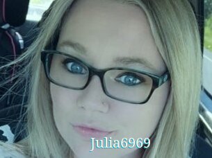 Julia6969