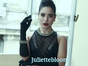 juliettebloom The voyeurs club