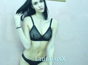 LauraFoxX