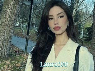 Laura200