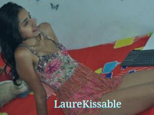 LaureKissable