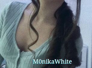 M0nikaWhite