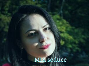 MIA_seduce