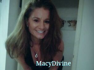 Macy_Divine