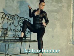 MatureDomme