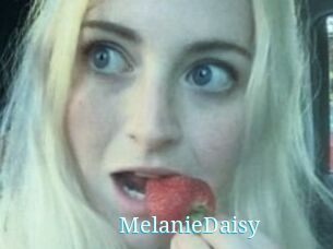 Melanie_Daisy