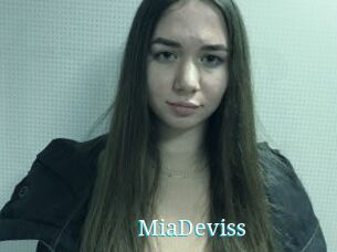 MiaDeviss