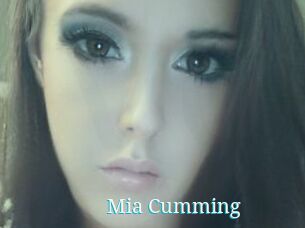 Mia_Cumming