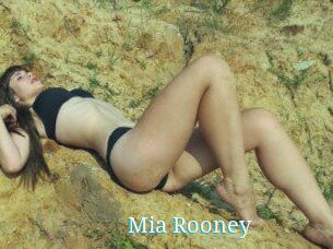 Mia_Rooney