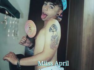 Miiss_April