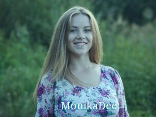 MonikaDee