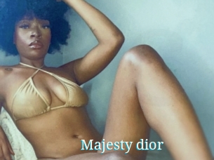 Majesty_dior