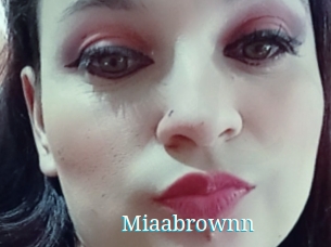 Miaabrownn