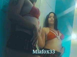 Miafox33