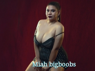 Miah_bigboobs