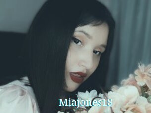 Miajones18
