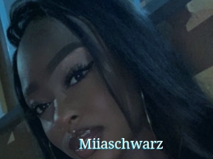 Miiaschwarz
