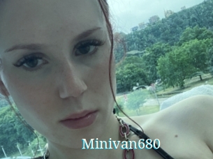 Minivan680