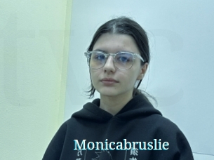 Monicabruslie