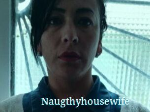 Naugthy_housewife