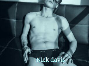 Nick_davis