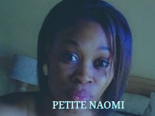 PETITE_NAOMI