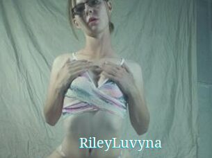 RileyLuvyna