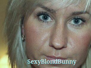 SexyBlondBunny