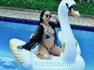Scarbrunette