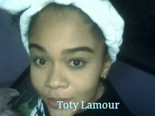 Toty_Lamour