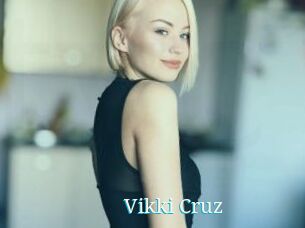 Vikki_Cruz